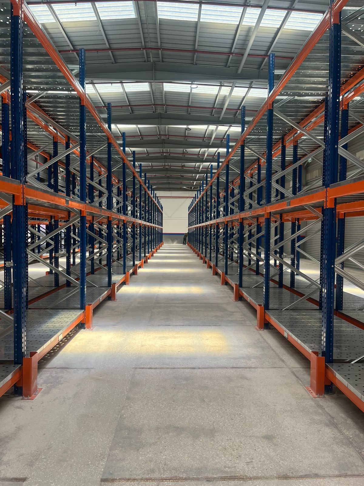 conventional pallet racking